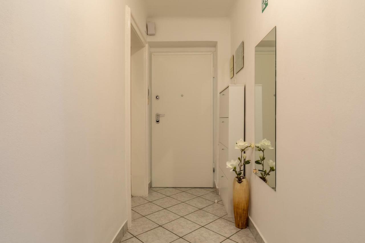 Apartment Nemo Спліт Екстер'єр фото